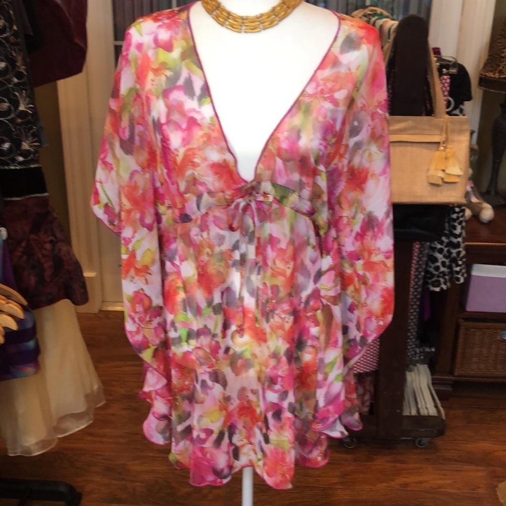 BECCA Flutter Sleeve Floral Semi Sheer Swim Cover up Women’s size XS/S New - Picture 13 of 17